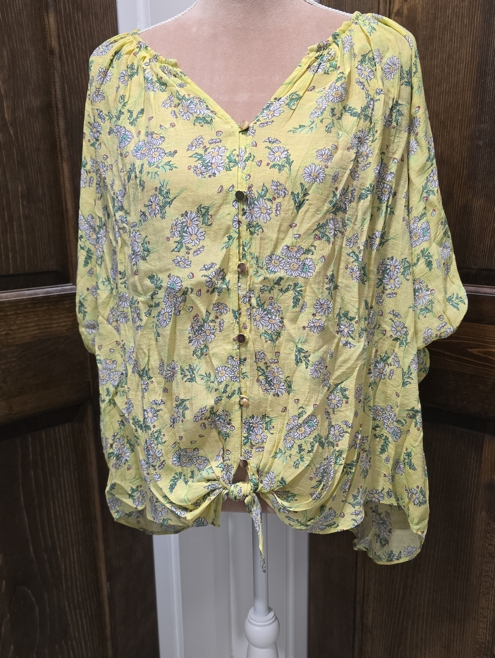 Zac & Rachel Yellow Floral Button-Front Tie Hem Top